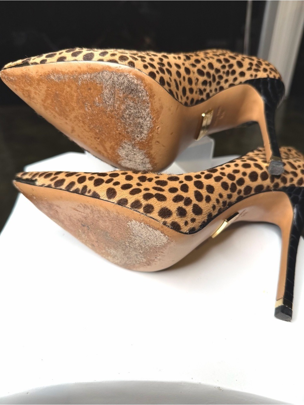 Michael Kors Collection Leopard Print Calf Hair Pointed Toe Heels Size 38 - Picture 8 of 9